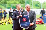 UEFA-Boss Ceferin kritisiert WM-Ticketpreise und wünscht sich ein neues Nationalstadion für Österreich