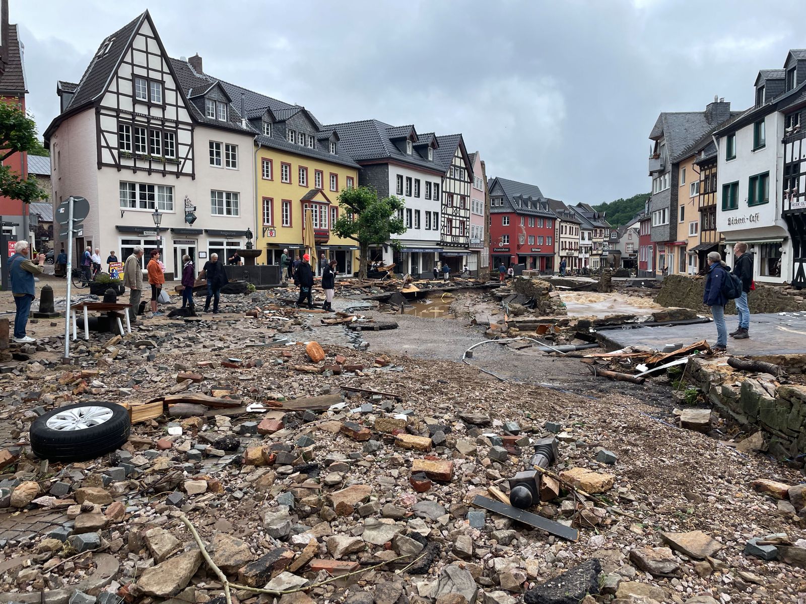 Unwetter in Deutschland: WDR räumt Lücken in Berichterstattung ein ...