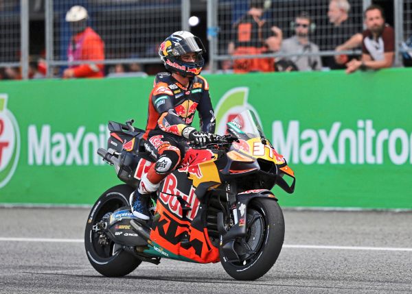 KTM-Pilot-Acosta-gewann-MotoGP-Sprint-zum-Auftakt-der-WM