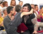 50 Jahre Bachmannpreis: Worte statt Daumen rauf und runter Ja, der Klagenfurter Wettbewerb lässt beim Prozess der Meinungsbildung zusehen, noch billiger als hier schafft es das Fernsehen aber nie, Perspektiven abzubilden