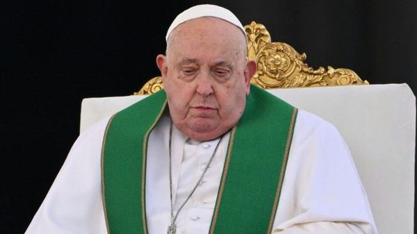 papst-franziskus-mit-lungenentz-ndung-im-krankenhaus