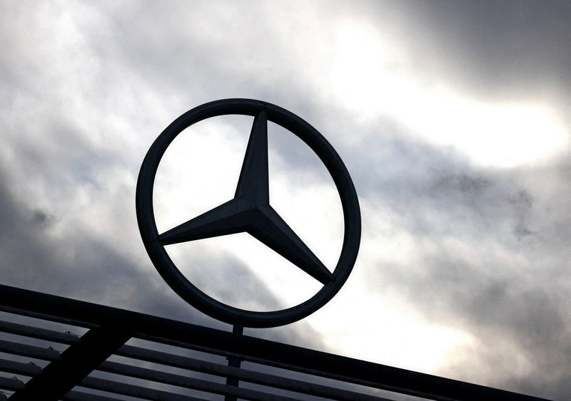 Betrugsprozess um Mindestsicherung und pinken Mercedes