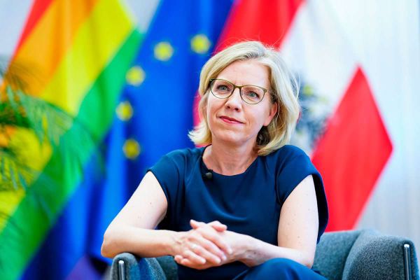 Wegen-Renaturierungsgesetz-VP-scheitert-mit-Anzeige-gegen-Gewessler