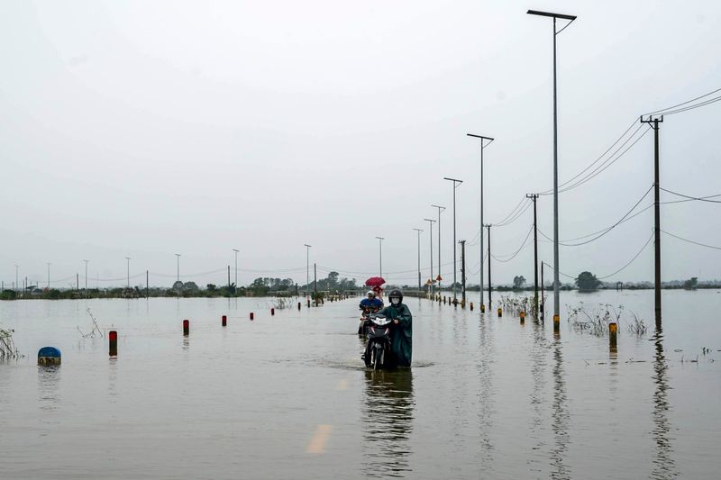 Mindestens 90 Tote durch Überschwemmungen und Erdrutsche in Vietnam