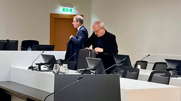 Peter-Pilz-muss-Polizisten-57-000-Euro-zahlen-sein-Pilnacek-Buch-wird-eingezogen