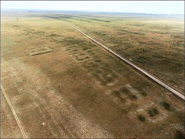 Spuren-in-der-eurasischen-Steppe-entpuppten-sich-als-uralte-Metropole