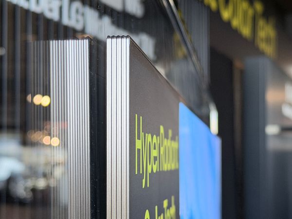 LG-OLED-evo-W6-Das-Wallpaper-Comeback-ohne-Kabelsalat