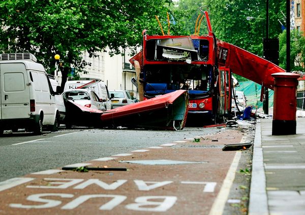 U-Bahn-Terror-Als-vor-20-Jahren-Gro-britanniens-Illusionen-gesprengt-wurden