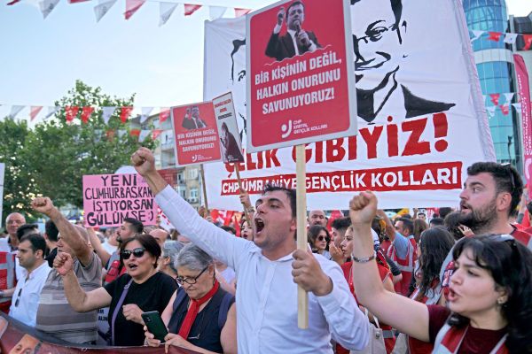 T-rkei-setzt-Festnahmewelle-gegen-Opposition-fort
