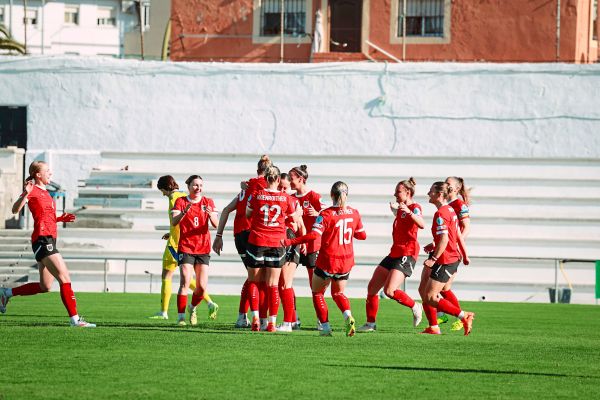 -FB-Frauen-Positiver-Jahresabschluss-misslungen