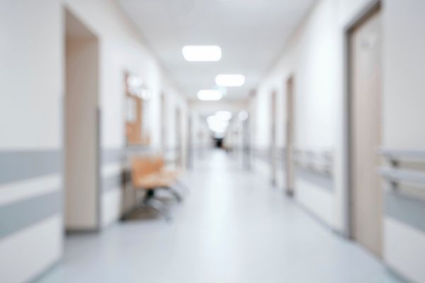Wie-sind-ihre-Erfahrungen-mit-Kinderintensivstationen-