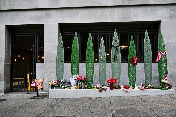 Nach-Sch-ssen-auf-Nationalgardisten-Trump-will-Asyl-Stopp-f-r-lange-Zeit-