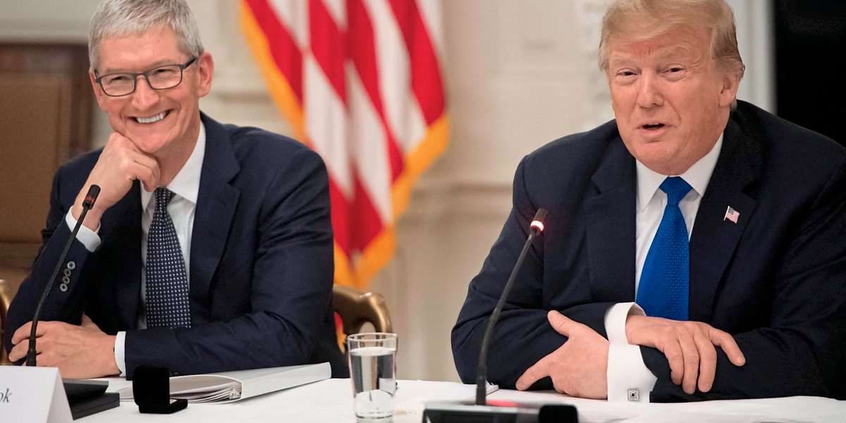 Apple-Chef Cook nach Trumps Zollausnahmen unter scharfer Kritik