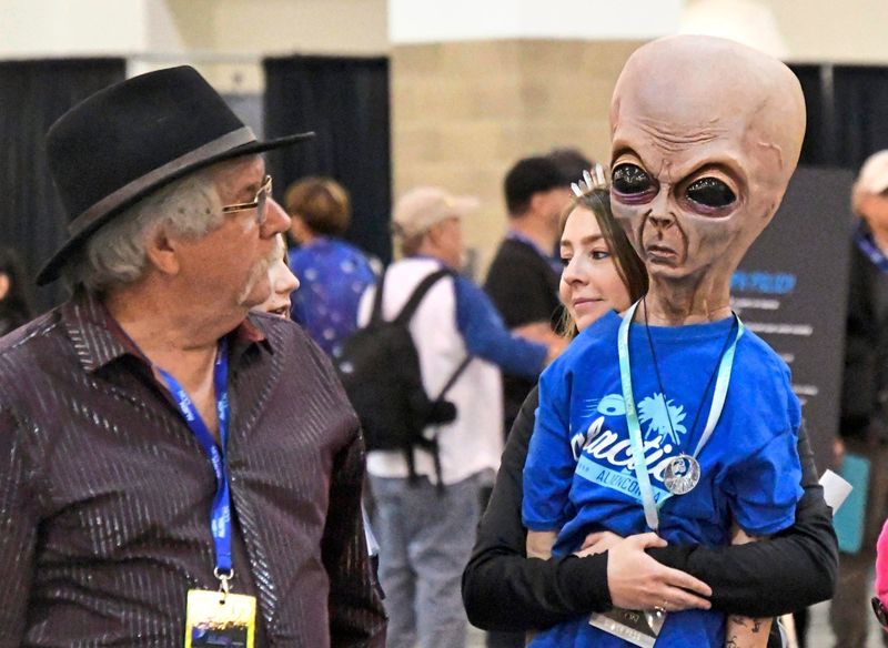 Ein Wordrap wird zur Staatsaffäre: Trump wirft Obama Verrat von Alien-Geheimnissen vor