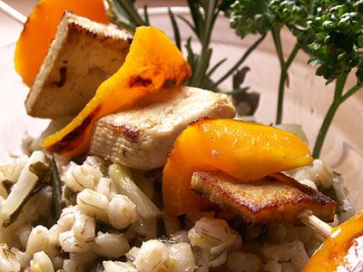 Rollgersten Risotto Rollgerste mit Kräutern und Tofuspießchen - Vegetarische Rezepte ...