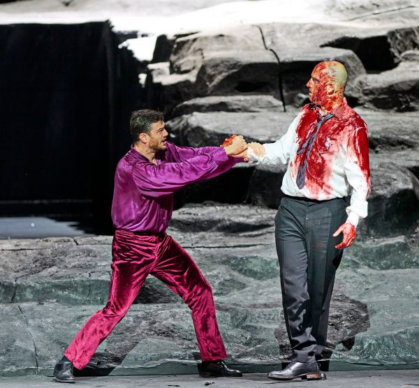 Mozarts-W-stling-tobt-auf-der-Lavaw-ste-der-Staatsoper