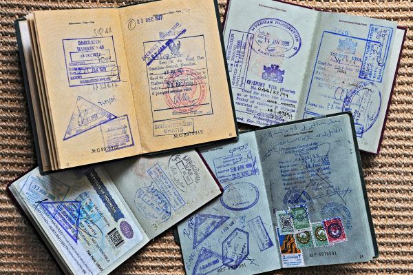 Am-Ende-half-nur-Schmieren-sterreichisch-kenianisches-Paar-im-Kampf-um-ein-Visum