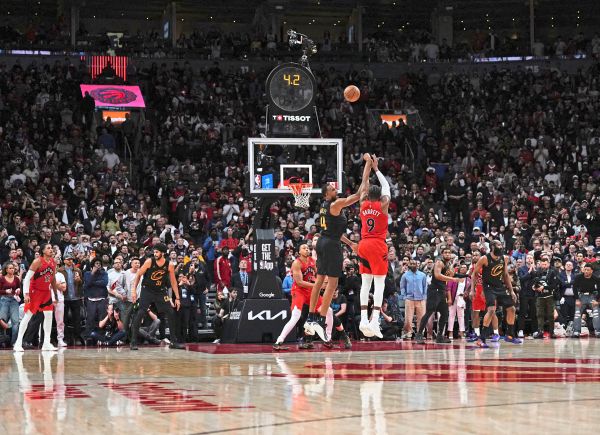 Toronto-erzwingen-mit-Sieg-in-der-Overtime-ein-Game-7-gegen-Cleveland