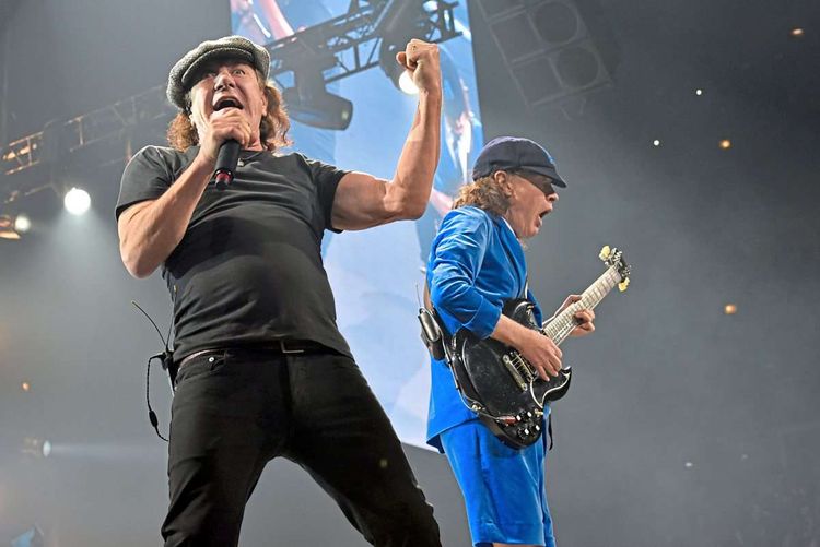 Brian Johnson (li.) und Angus Young von AC/DC im Dokuporträt von Arte am Freitag.