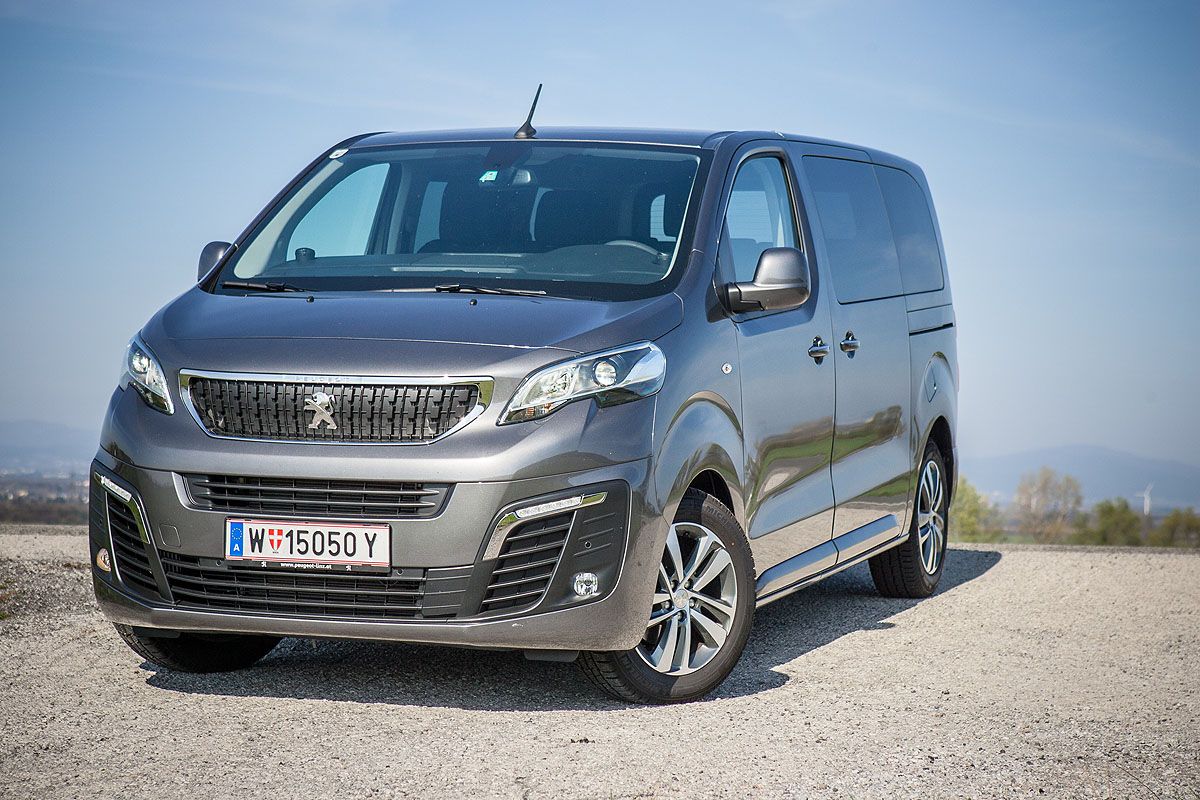 Peugeot traveller сколько мест