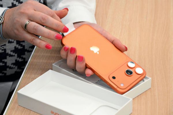 iPhone-17-Pro-Kunden-klagen-ber-Kratzer-am-Geh-use