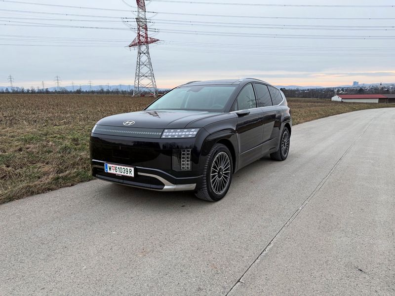 Der Preis ist heiß: Hyundai Ioniq 9, günstiger Elektro-Ziegel
