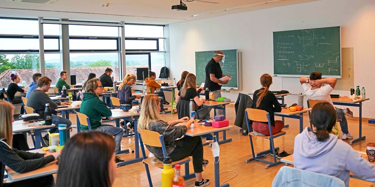 Österreichs Schulen haben wieder mehr Kinder und Lehrkräfte -  Bildungspolitik - derStandard.at › Inland