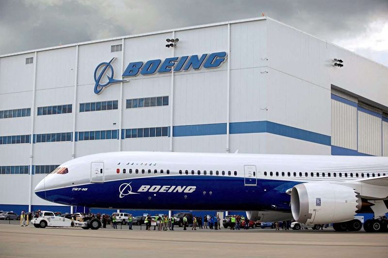 Ermittlungen wegen unsicherer Bauteile für Boeing 787 in Italien