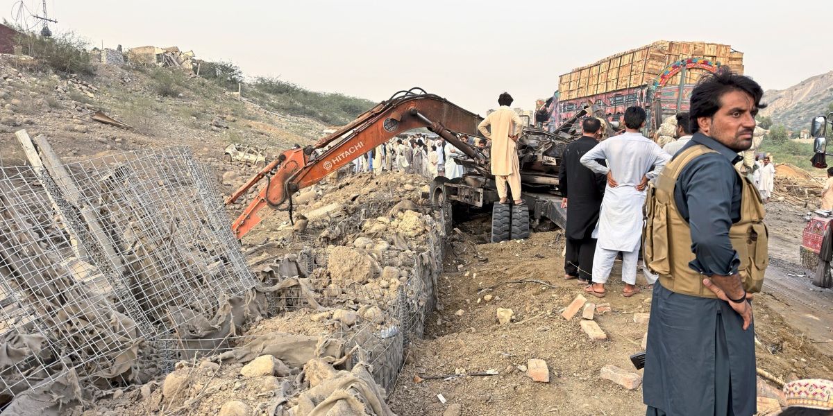 Elf Explosion Anschlag in pakistanischer Grenzregion forderte mindestens elf Tote ...