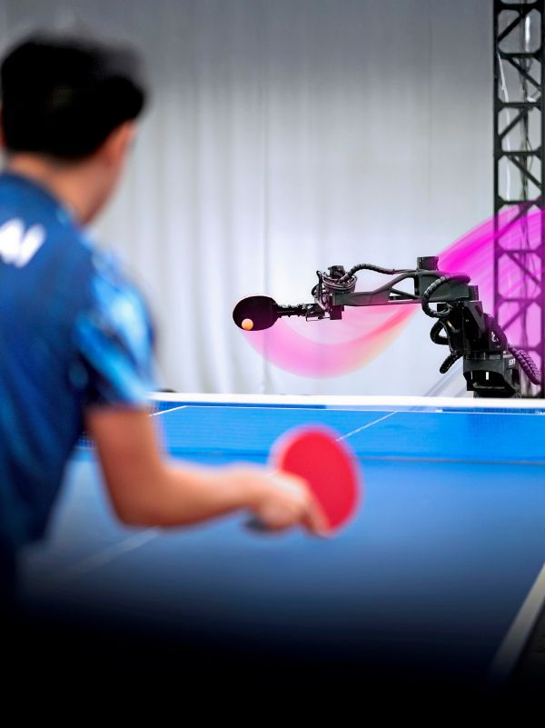 Autonomer-KI-Tischtennisroboter-Ace-schl-gt-erstmals-Top-Spieler