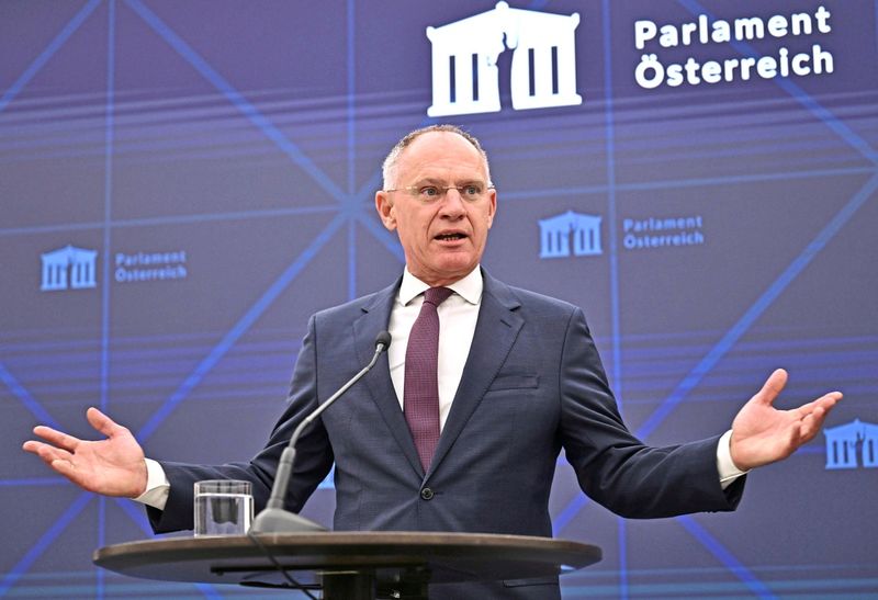 Karner will nicht beantworten, ob er rechtsextremes Identitären-Logo wieder verbieten will