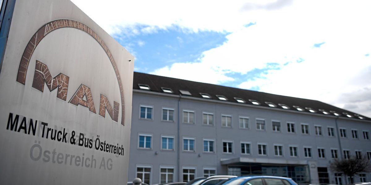 Betriebsversammlung: MAN-Steyr-Betriebsrat informiert Personal über Pläne - Vimarsana News