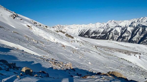 Vorarlberger-Lawinenwarndienst-weist-auf-heimt-ckische-Lage-hin