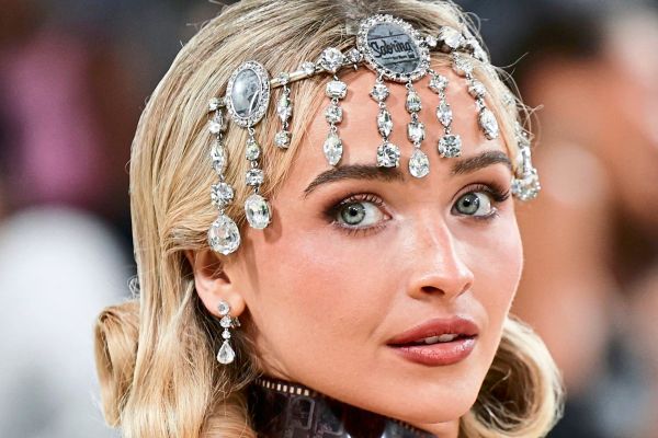 Von-Beyonc-bis-Bezos-Die-sensationellsten-Outfits-der-Met-Gala-2026