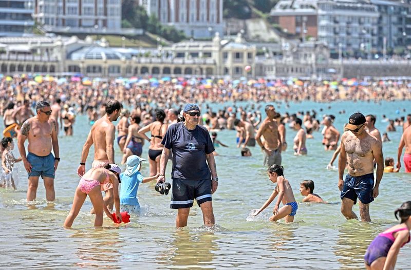 Klimawandel macht Hitzewelle um bis zu vier Grad heißer