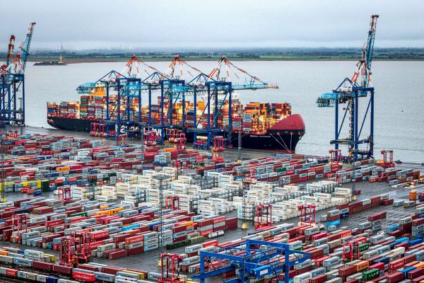 Darum-sollen-deutsche-H-fen-aus-Verteidigungsmitteln-saniert-werden