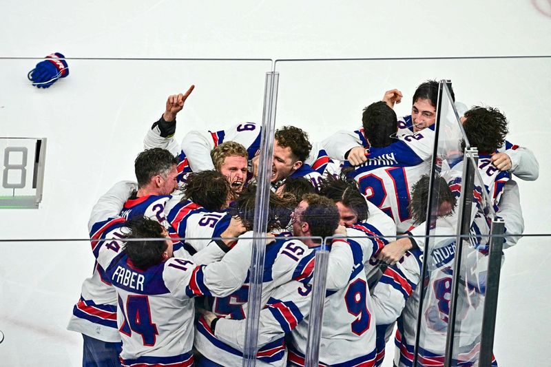 US-Männer holen in Finalkrimi gegen Kanada nach Overtime Eishockey-Gold