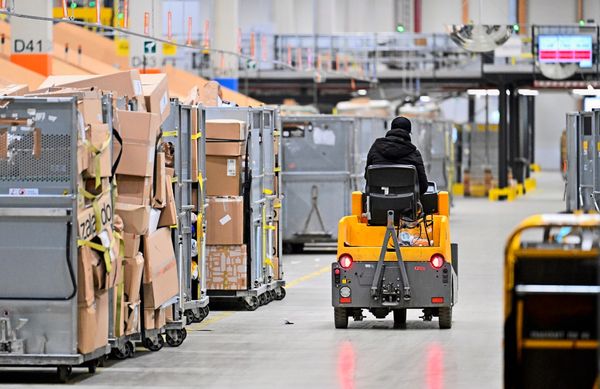 Parteiaffinit-ten-gesammelt-Post-k-mpft-vor-VfGH-gegen-Millionenstrafe