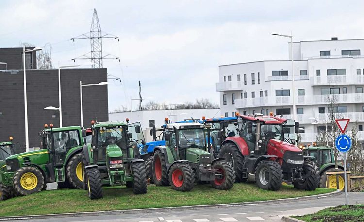Traktoren beim EU-Gipfel in Mons
