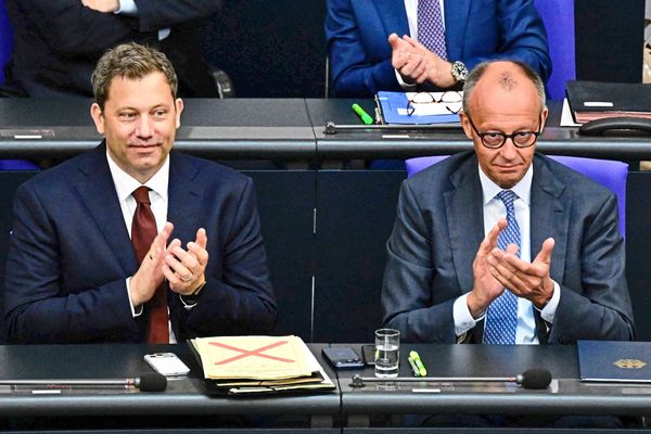 Deutschland-k-ndigt-robusteren-Kurs-gegen-ber-China-an