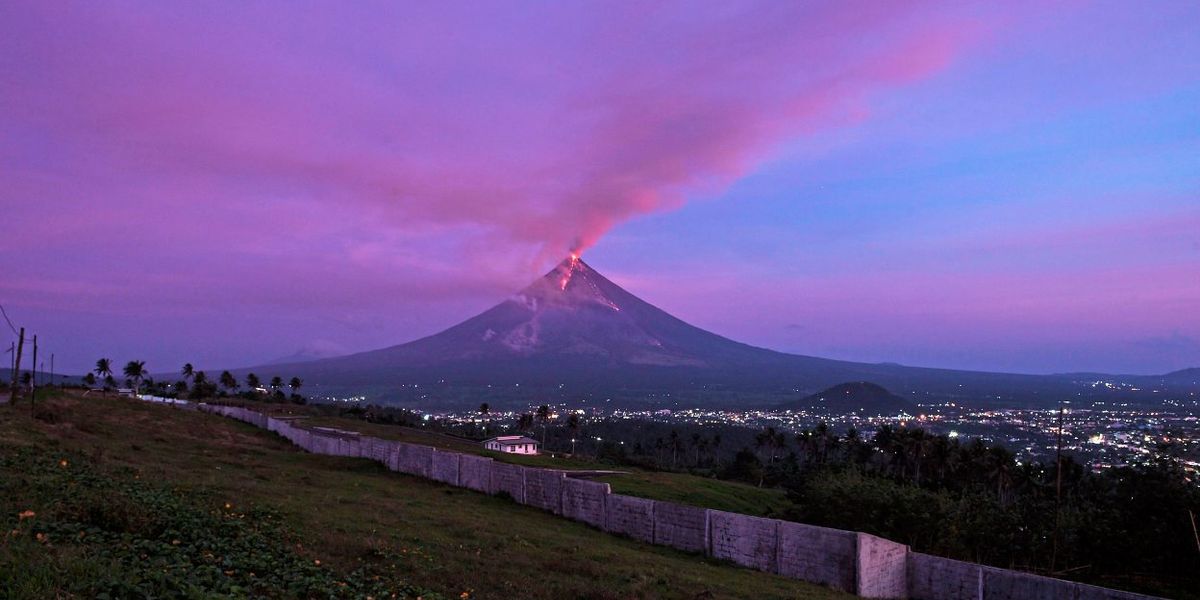 Aktiver Vulkan Mayon sorgt für Besucherplus auf den Philippinen