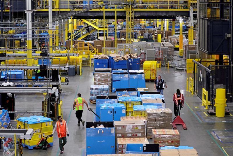 Geht Amazon schon zu weit mit künstlicher Intelligenz?