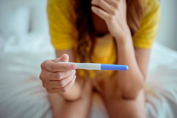kinderwunschexperte-frauen-laufen-in-eine-biologische-einbahnstra-e