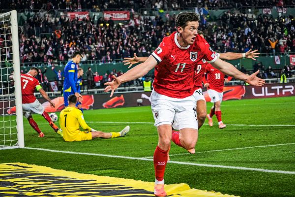 Deutsche-Sportagentur-sieht-si-Kuriosum-WM-Quali-Rasen-als-Raumduft