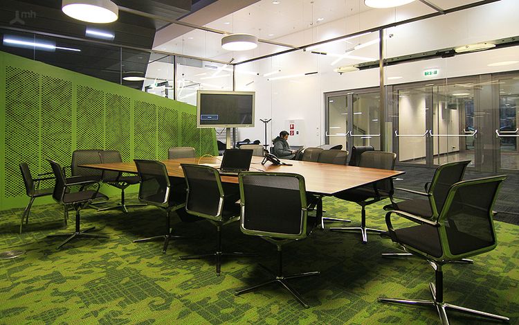 STANDARD MEDIEN AG IN WIEN visual data 2