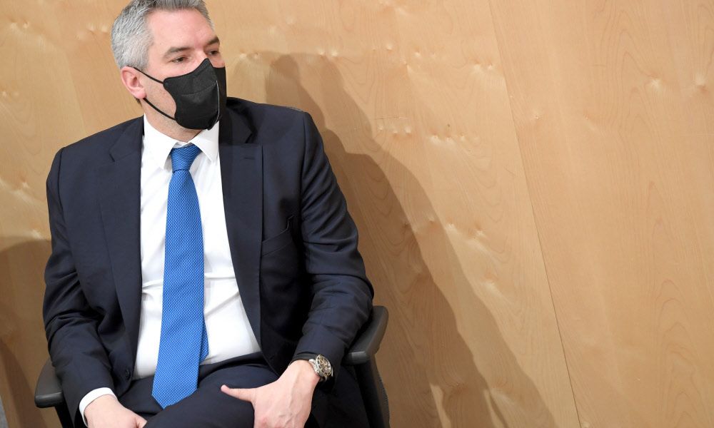 Karl Nehammer Cobra Unfall / Vp Fdqwk7hfk2m / Bundeskanzler karl nehammer (övp) sieht im zusammenhang mit parlamentarischen anfragen zu einem verkehrsunfall von offenbar alkoholisierten .