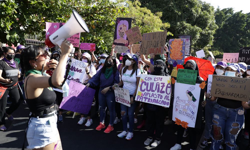 Femizide Und Abtreibungsgesetze: Weltfrauentag In Südamerika - Video ...