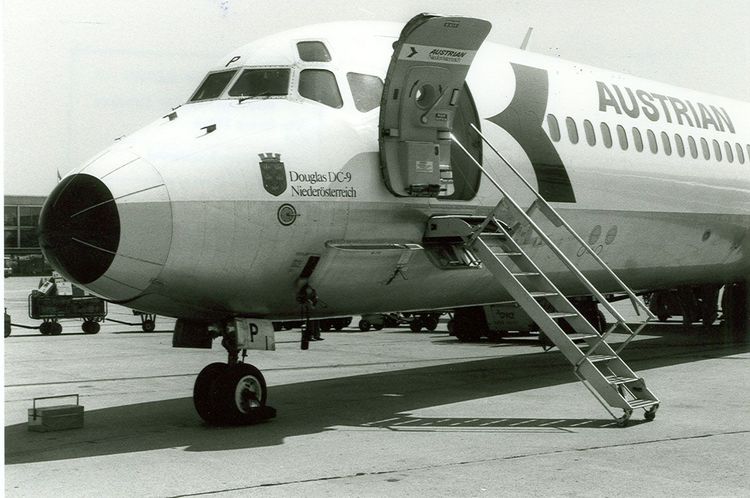 AUA-Flugzeug aus den frühen Achtzierjahren des amerikanischen Herstellers McDonnell Douglas