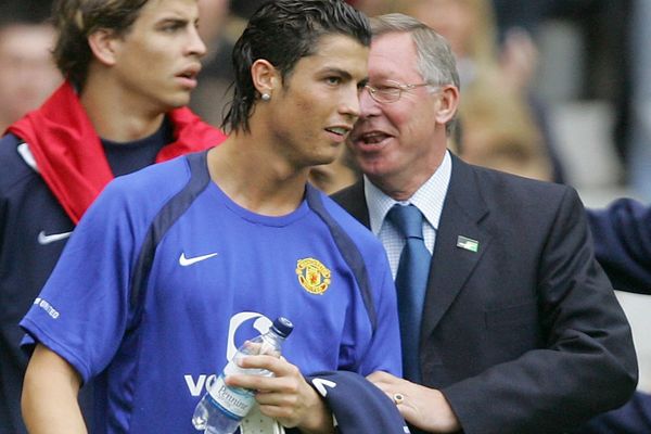 Ronaldo Transfer Zu Manchester United In Trockenen Tuchern Sir Alex Das Ist Fur Dich Transfermarkt Derstandard At Sport