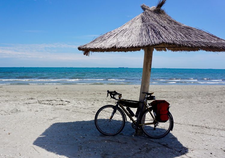 Das Rad am Strand von Sulina.